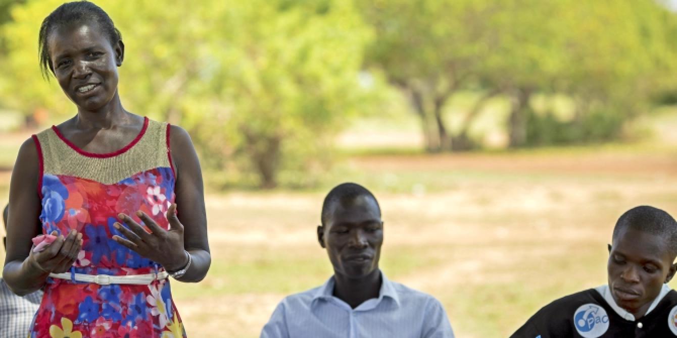 Frances Avakit Adong leading the Oseera Neighbourhod Assembly. Photo Credit Quim Vives